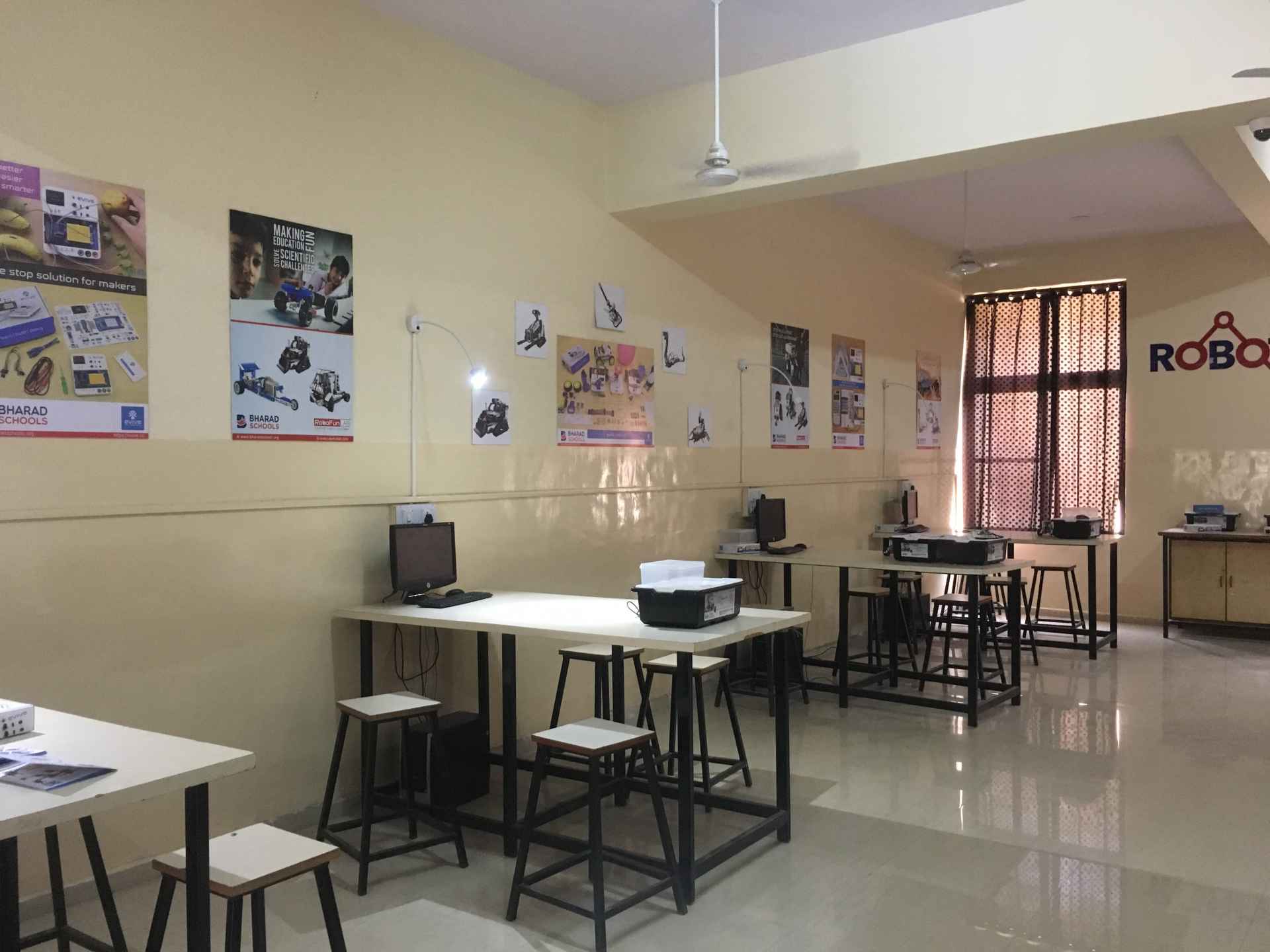 Atal Tinkering Labs: Indian Education System's Future - STEMpedia Blog