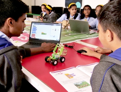 STEMpedia AI & Robotics lab in Arise International School
