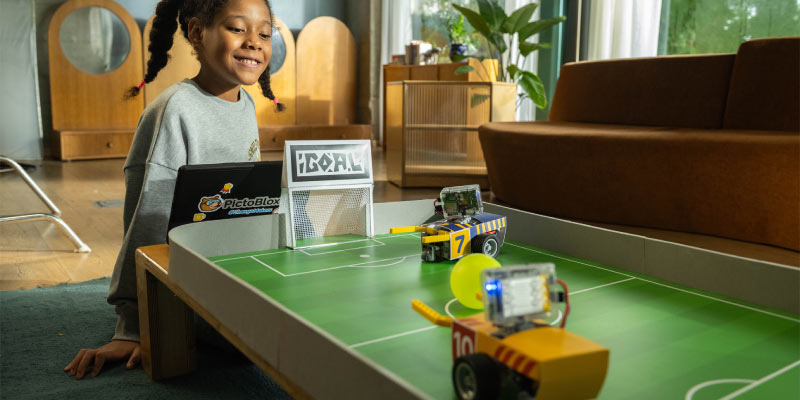 Quarky Intellio Project - Autonomous Soccer Robo